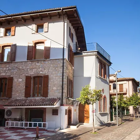 Casa Turazza Giovanni *